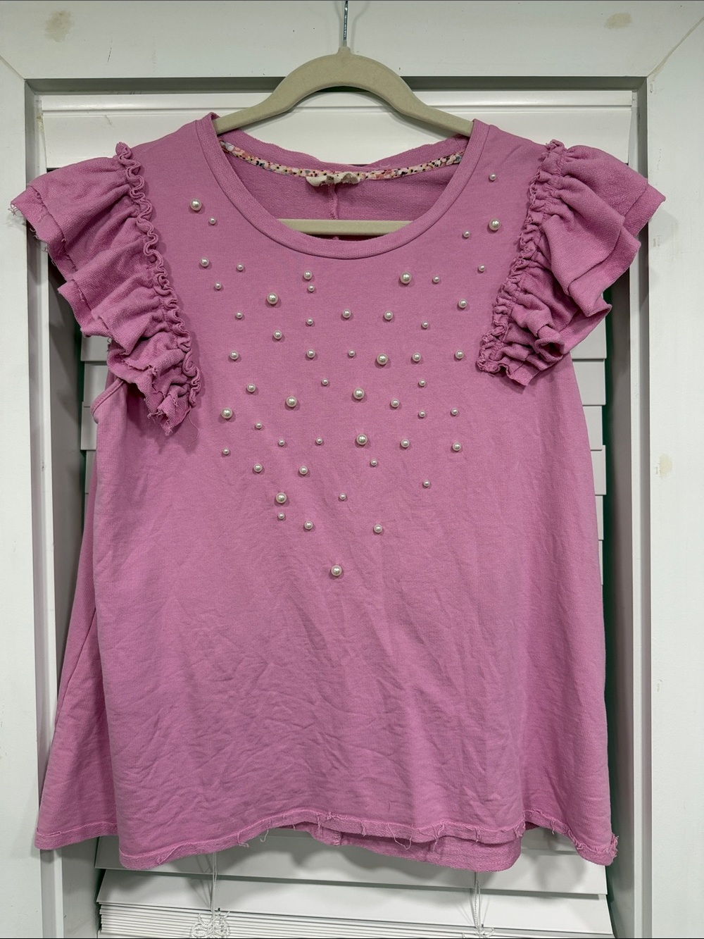 Umgee Pink Pearl-Embellished Ruffle Sleeve Tee